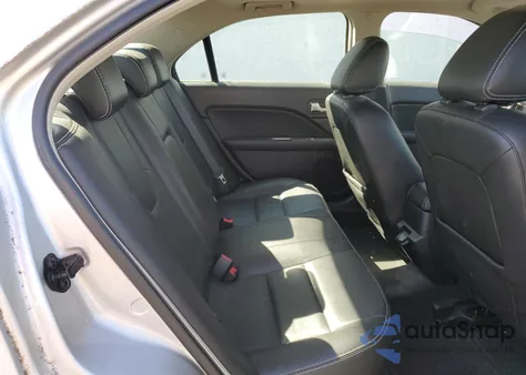 2010 Ford Fusion Hybrid z USA, uszkodzony, nr VIN 3FADP0L36AR211312